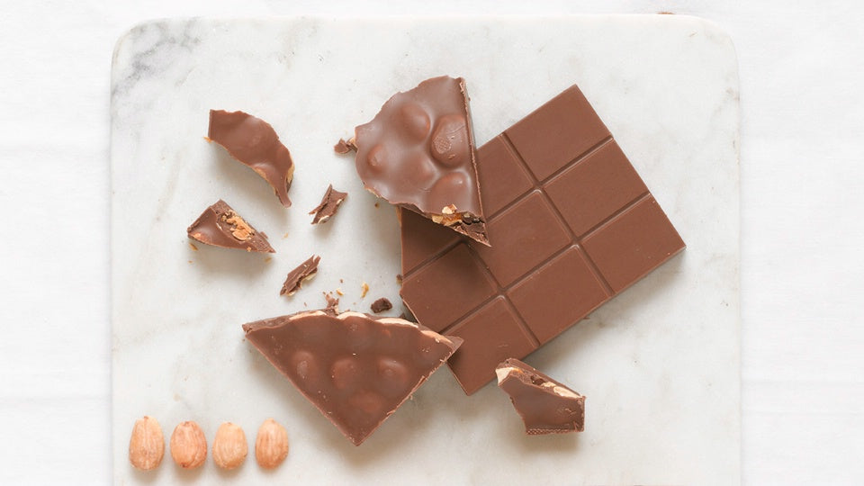 Spanish chocolate with almonds - Brindisa Spanish Foods