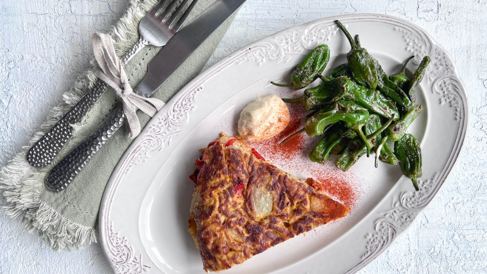 CHORIZO AND PEPPER TORTILLA WITH ALIOLI