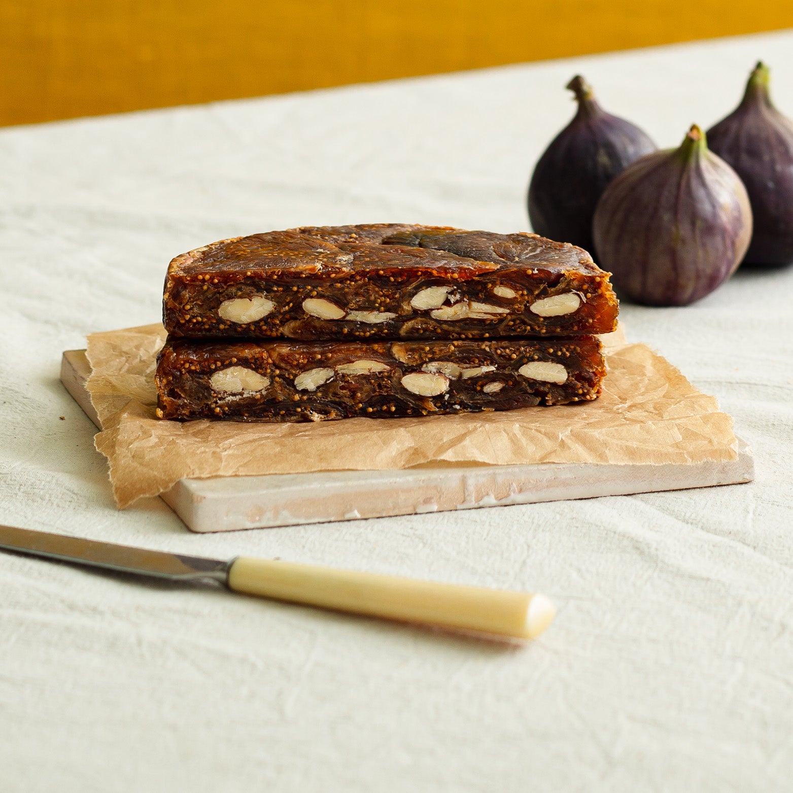 Paiarrop Fig and Almond Wheel 225g